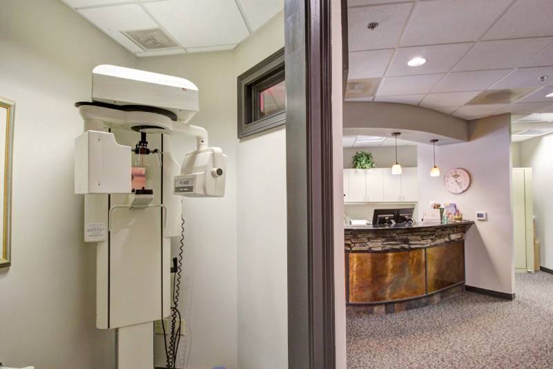 x-ray machine and view into lobby